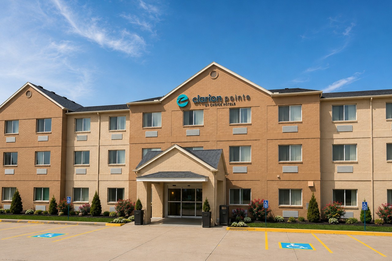 Clarion Pointe Fairborn Hotel Exterior View